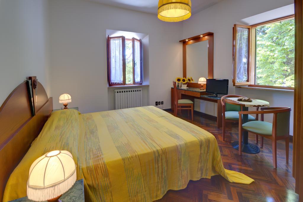 Affittacamere Villa Gigli Сироло Екстериор снимка